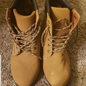Tan lace up boots